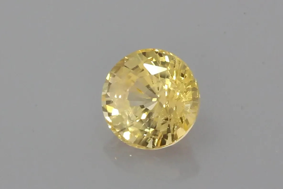 2.14ct Round Natural Sapphire (Colour Orange, Clarity Eye Clean, Cut Faceted)