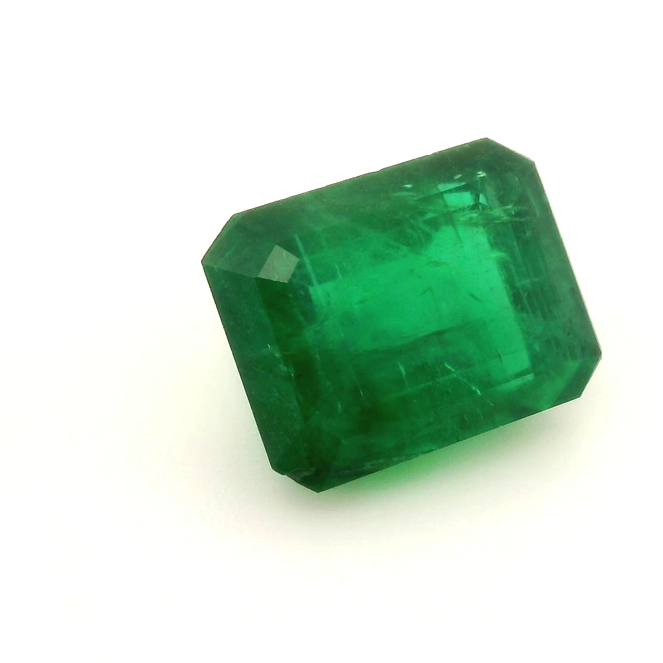 2.55ct Emerald Natural Emerald (Colour Green, Clarity Moderately Included, Cut Faceted)